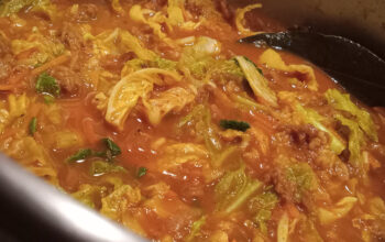 Cabbage Roll Soup (plant-based)